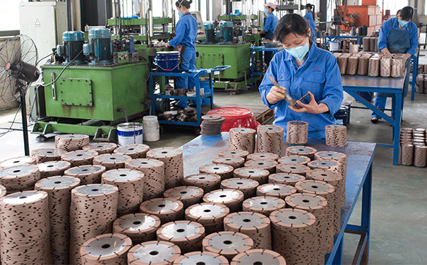 金剛石鋸片熱壓工藝生產廠家哪家好？