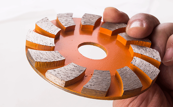 金剛石磨輪主要的適用於哪些方麵級它的特點