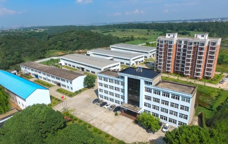 湖北昌利公司連續25年榮獲“守合同重信用企業”，始終將誠信經營放在第一位！