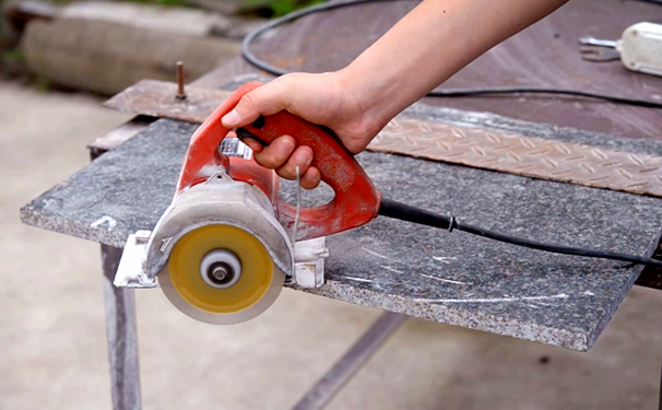 金剛石圓鋸片切割機有哪些分類呢？千萬別買錯了！