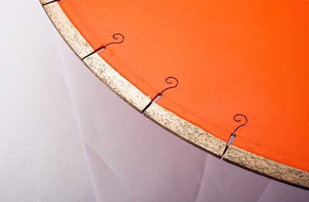 金剛石鋸片加工的大理石地板有哪些缺點呢？