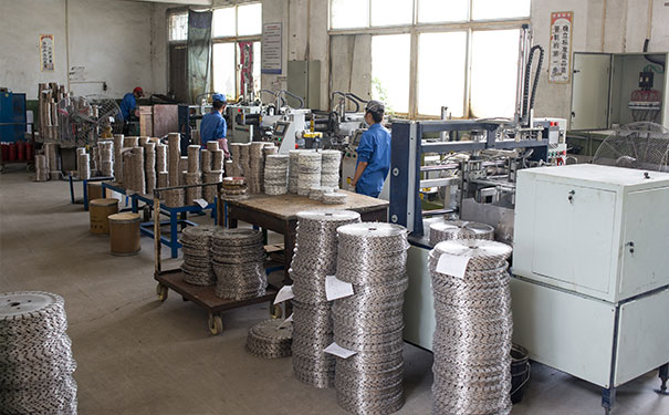 我國生產金剛石鋸片基體的主要原料有哪些？區別在哪？